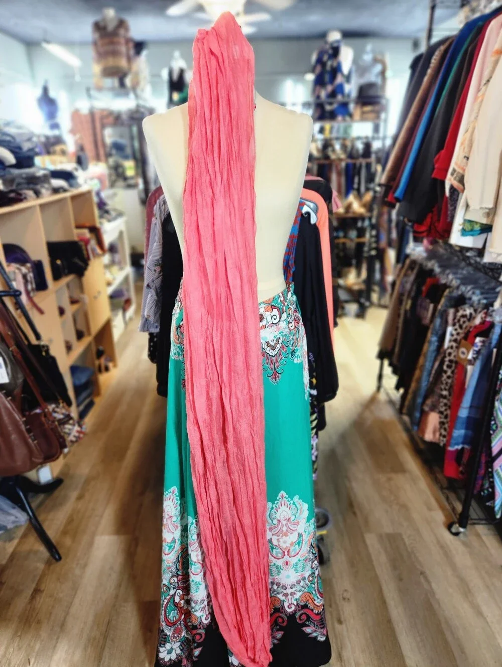 Lightweight Pink Women’s Scarf with Tassels